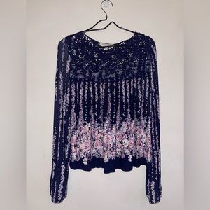 🪻 Living Doll Purple Floral Long Sleeve, size S 🪻